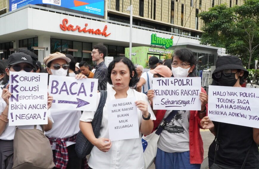 Suara Ibu Indonesia: Lindungi Mahasiswa dan…