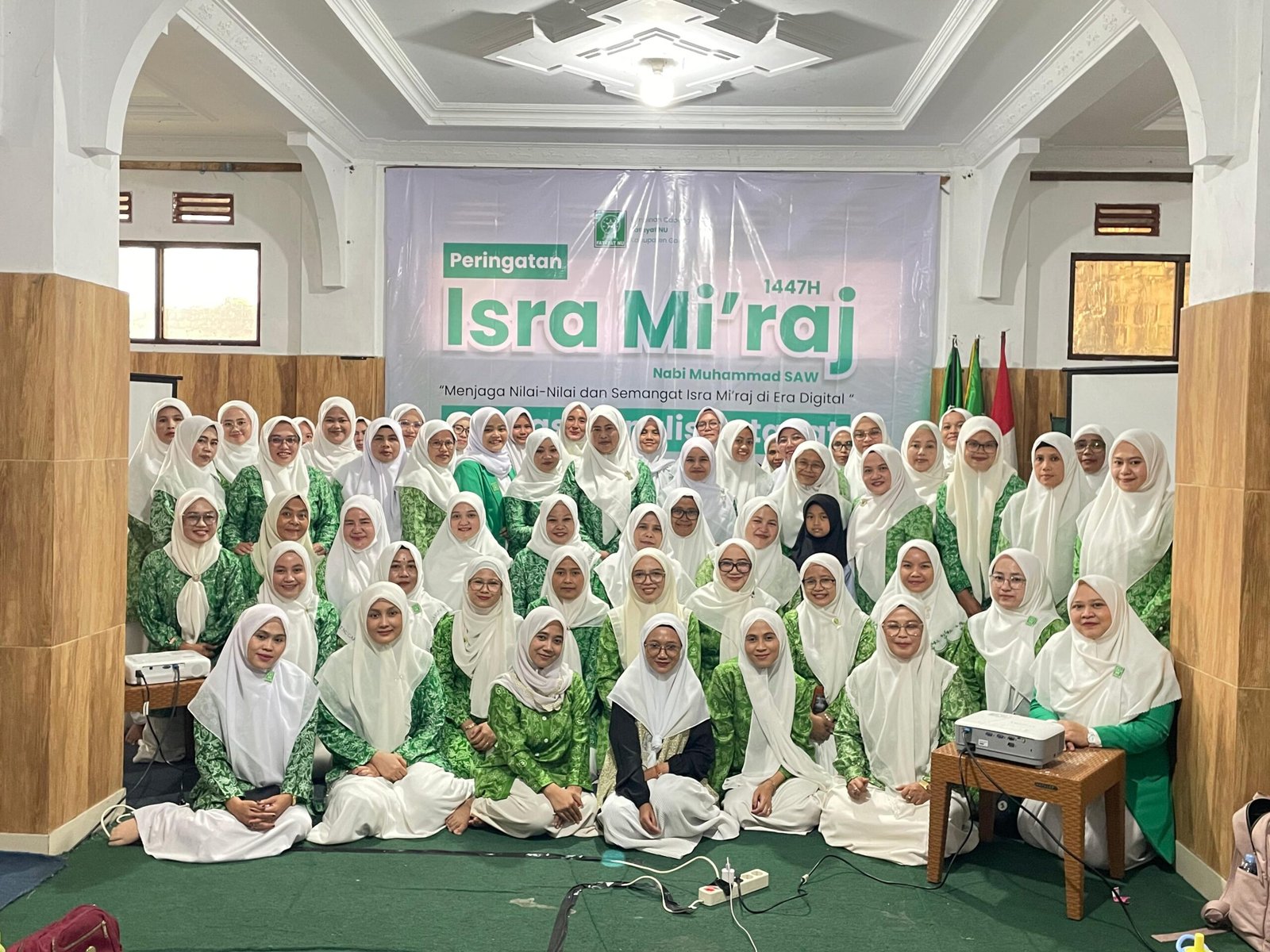 Di Tengah Bising Ruang&hellip;